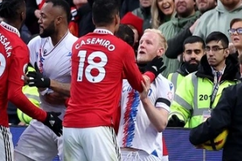 Bóp cổ cầu thủ Crystal Palace, Casemiro bị nhận thẻ đỏ: HLV Man United Ten Hag nói gì?